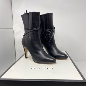 Gucci Black Leather Ankle Boots/Booties